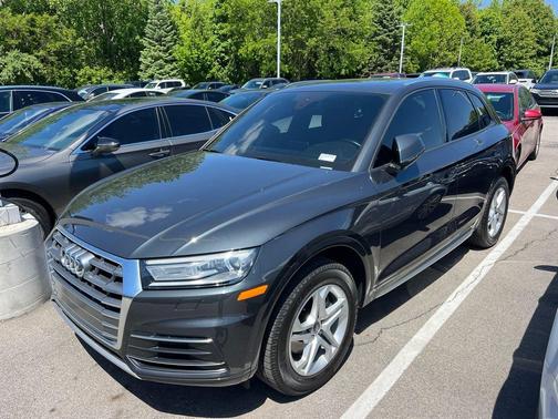 Gray Metallic 2018 Audi Q5 2.0T Premium