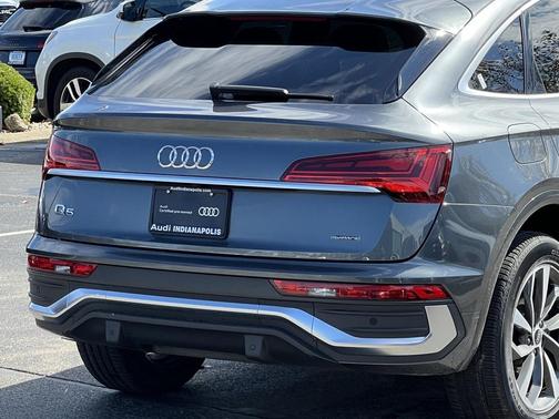 2023 Audi Q5 45 S line Premium Plus