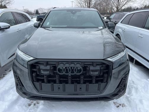 2026 Audi Q7 45 Premium Plus