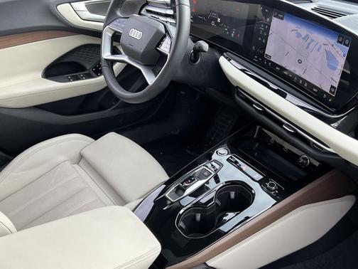 2025 Audi A5 Premium Plus TFSI quattro S tronic