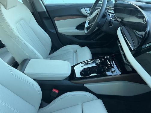 2025 Audi A5 Premium Plus TFSI quattro S tronic