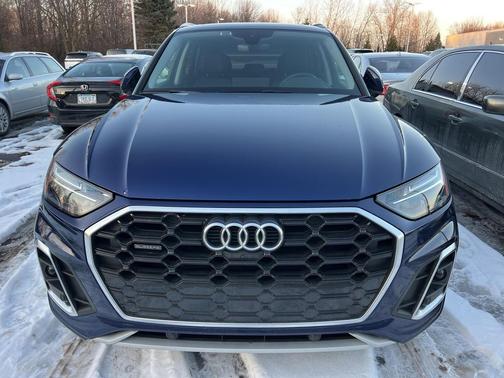 2023 Audi Q5 45 S line Premium Plus