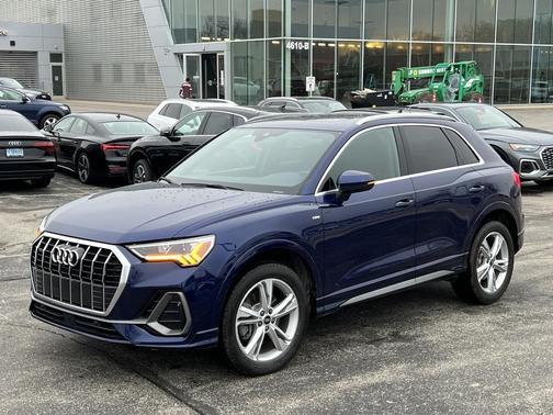2022 Audi Q3 45 S line Premium Plus