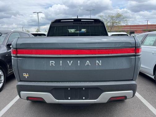 2022 Rivian R1T Adventure
