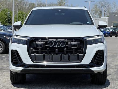 2025 Audi Q7 55 Premium Plus