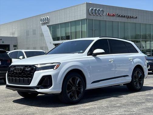 2025 Audi Q7 55 Premium Plus
