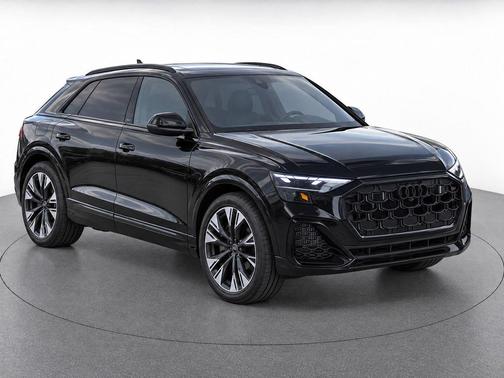 Mythos Black Metallic 2025 Audi Q8 55 Premium Plus