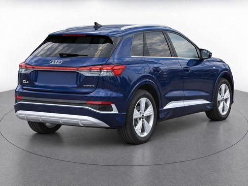 Navarra Blue Metallic 2024 Audi Q4 e-tron Premium 50 quattro
