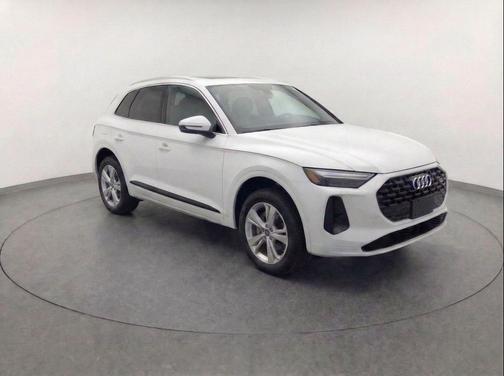 2025 Audi Q5 Premium TFSI quattro S tronic