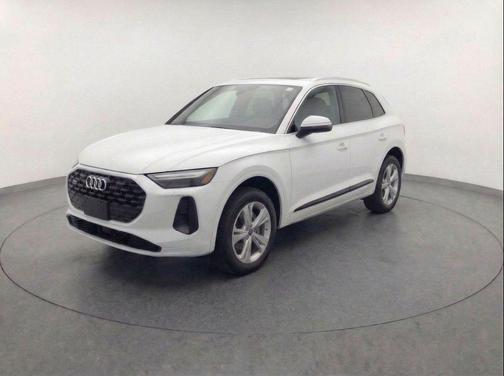 2025 Audi Q5 Premium TFSI quattro S tronic