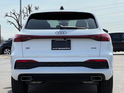 2025 Audi Q5 Premium TFSI quattro S tronic