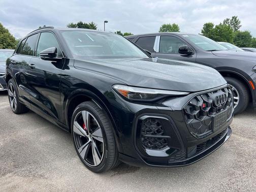 Mythos Black Metallic 2026 Audi SQ5 3.0T Premium Plus