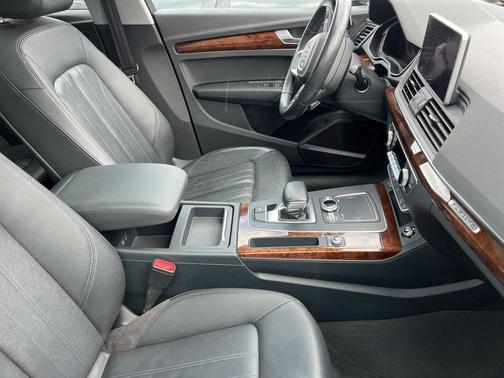 2018 Audi Q5 2.0T Tech Premium