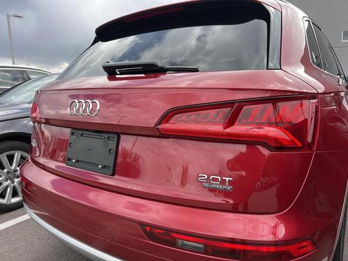 2018 Audi Q5 2.0T Tech Premium