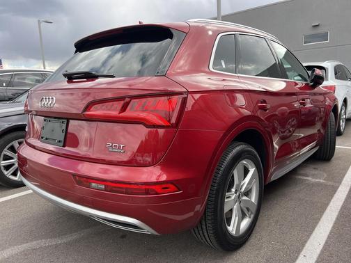 2018 Audi Q5 2.0T Tech Premium
