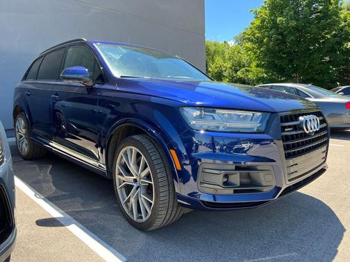 Navarra Blue Metallic 2019 Audi Q7 55 Prestige