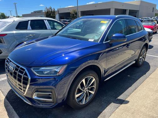 Navarra Blue Metallic 2021 Audi Q5 45 Premium Plus