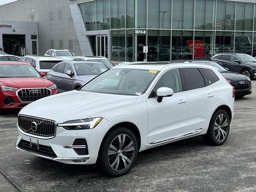 2022 Volvo XC60 B6 Inscription