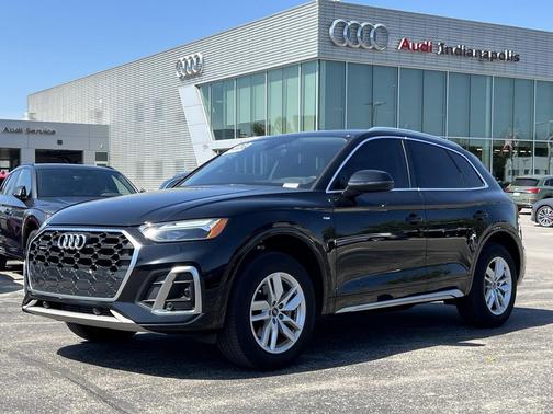 2023 Audi Q5 45 S line Premium
