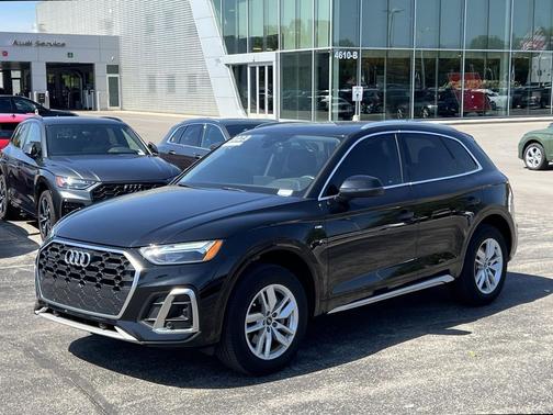 2023 Audi Q5 45 S line Premium
