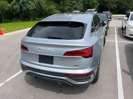 Florett Silver Metallic 2022 Audi Q5 45 S line Premium