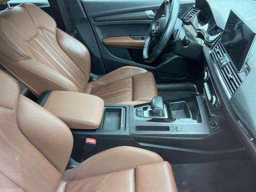Florett Silver Metallic 2022 Audi Q5 45 S line Premium