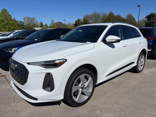 2025 Audi Q5 Premium Plus