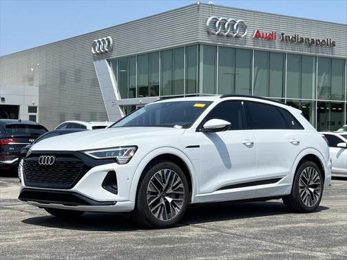 2024 Audi Q8 e-tron Premium Plus