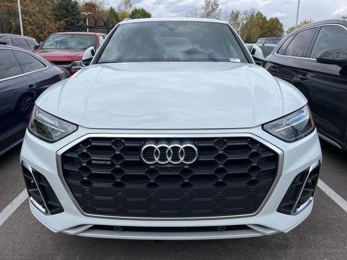 2025 Audi Q5 45 S line Premium Plus