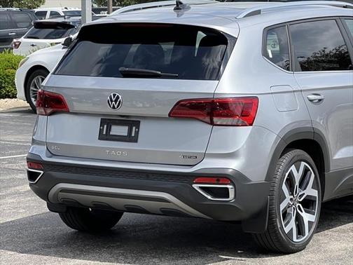 2023 Volkswagen Taos 1.5T SEL