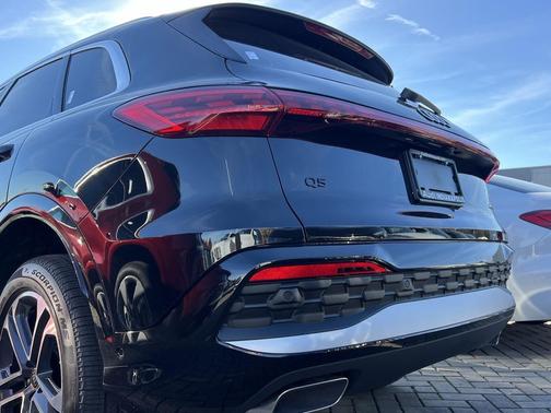 2025 Audi Q5 Premium Plus TFSI quattro S tronic
