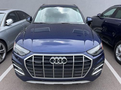 Navarra Blue Metallic 2021 Audi Q5 45 Prestige