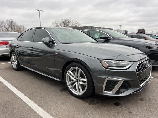 2022 Audi A4 45 S line Premium Plus