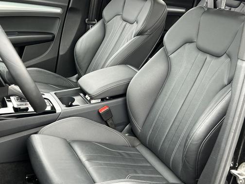 2024 Audi Q5 45 S line Premium