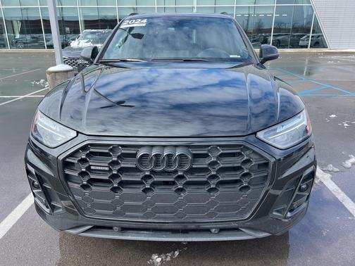 2024 Audi Q5 45 S line Premium