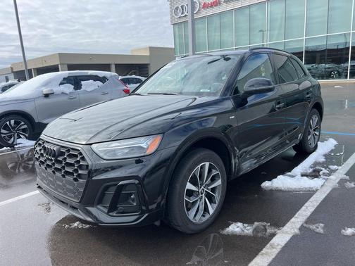 2024 Audi Q5 45 S line Premium