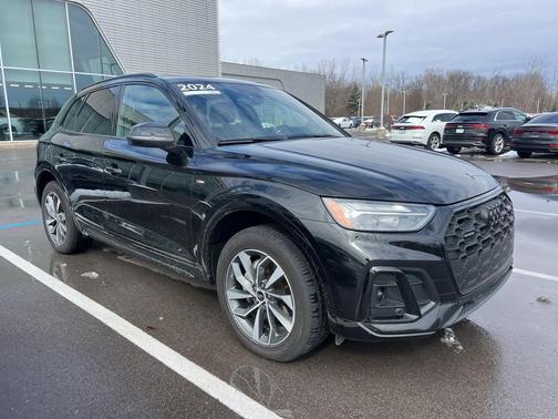 2024 Audi Q5 45 S line Premium