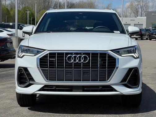 Arkona White 2025 Audi Q3 Premium 45 TFSI S line quattro Tiptronic