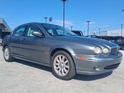 2003 Jaguar X-Type 2.5