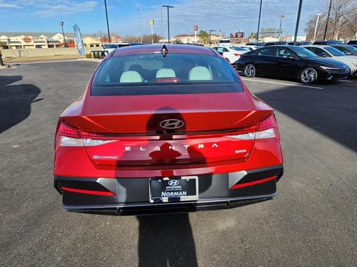 2026 Hyundai ELANTRA HEV Limited