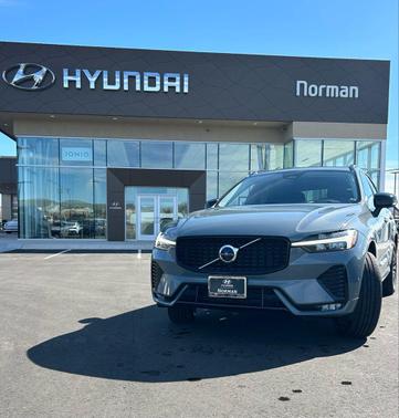 Gray 2023 Volvo XC60 B5 Plus Dark Theme