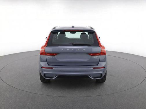 Gray 2023 Volvo XC60 B5 Plus Dark Theme