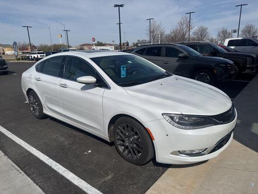 Lunar White Tri-Coat Pearl 2015 Chrysler 200 C