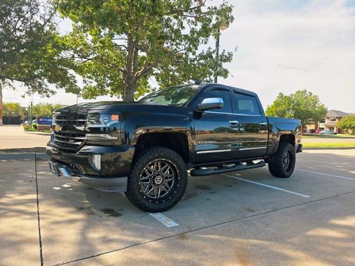 Black 2018 Chevrolet Silverado 1500 LTZ