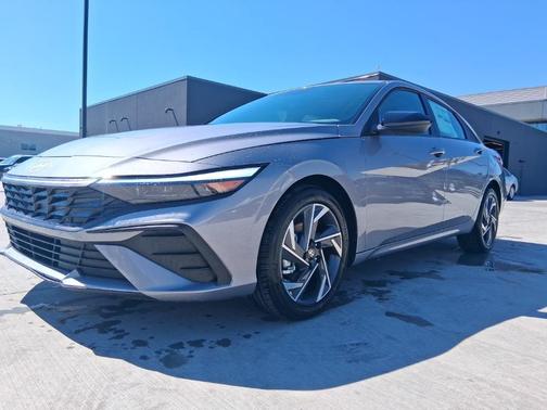 2025 Hyundai ELANTRA Sport