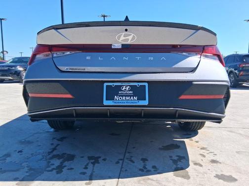 2025 Hyundai ELANTRA Sport