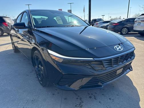 2026 Hyundai ELANTRA Sport