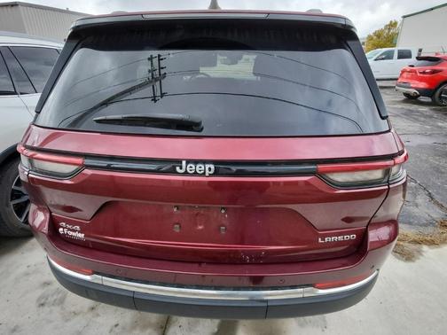 2023 Jeep Grand Cherokee Laredo