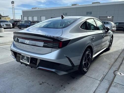 Aero Silver 2026 Hyundai SONATA SEL