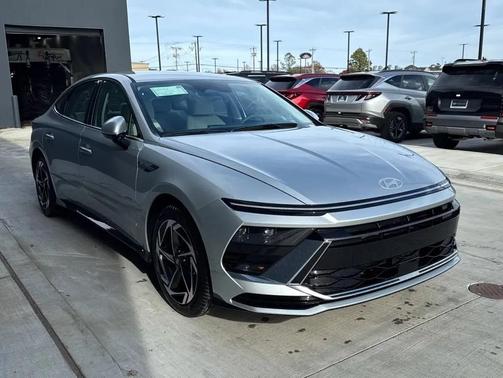 2026 Hyundai SONATA SEL